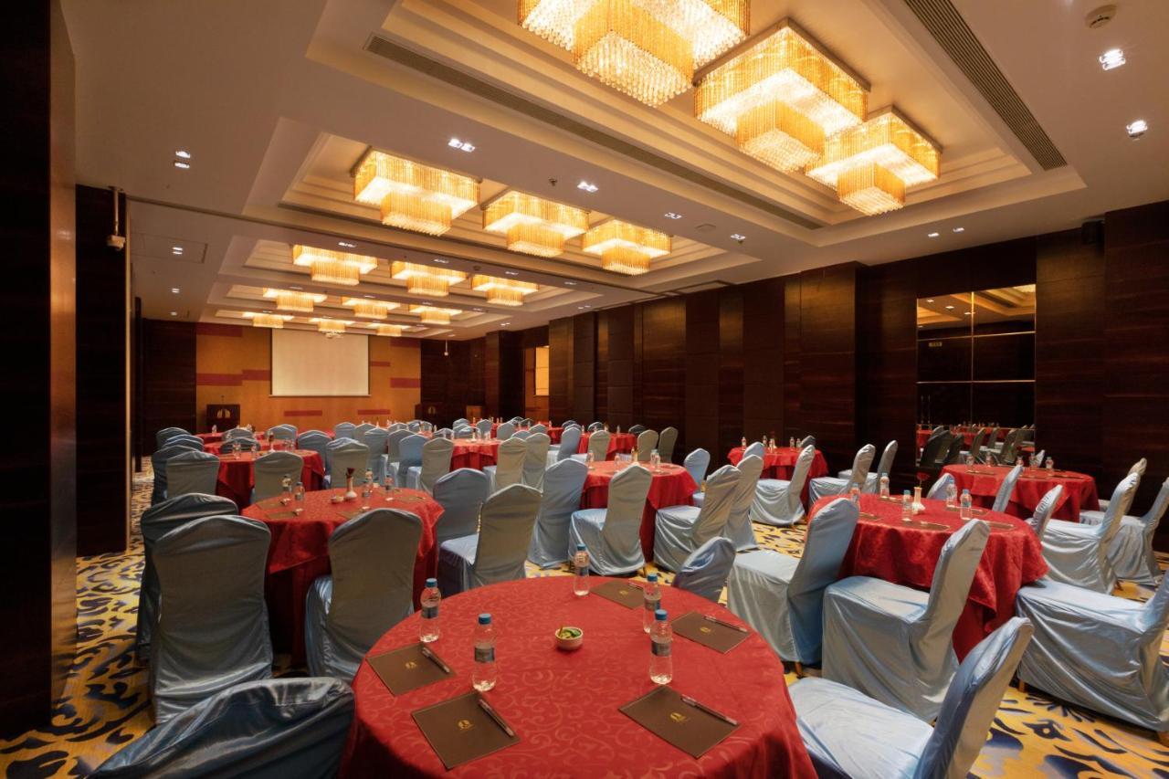 Hotel Mbc Citadel Nashik Zewnętrze zdjęcie