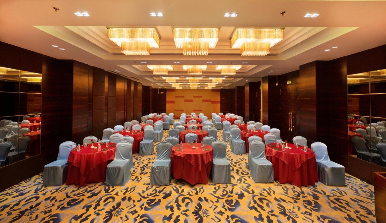 Hotel Mbc Citadel Nashik Zewnętrze zdjęcie